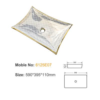 6125E07 ceramic above basin